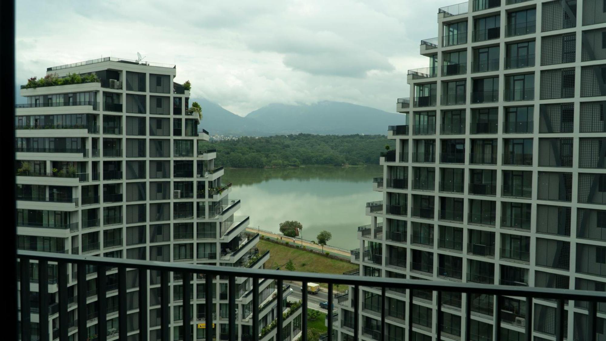 Kalpazo Lakescape * Tirana