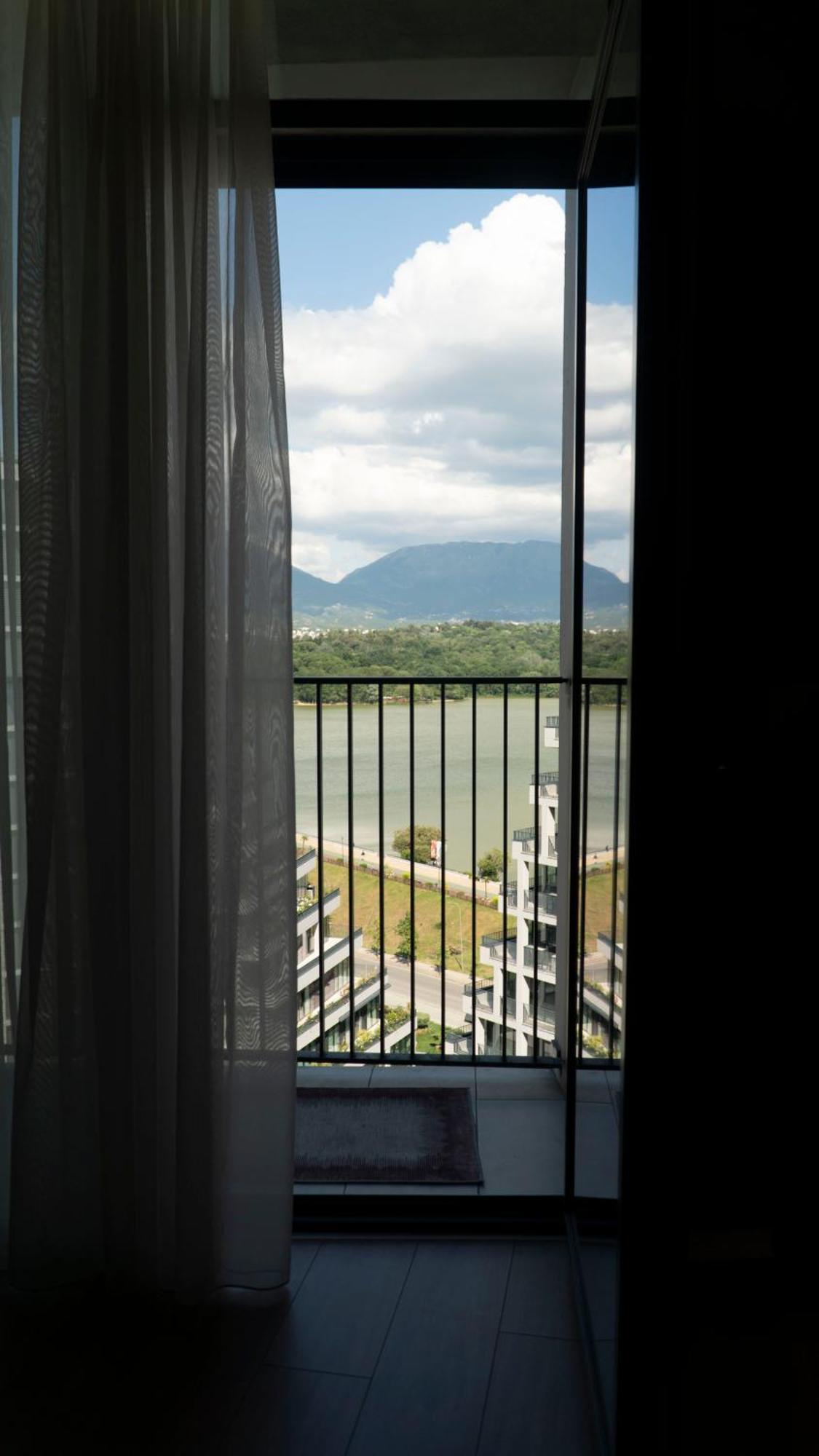 Kalpazo Lakescape Apartment Tirana